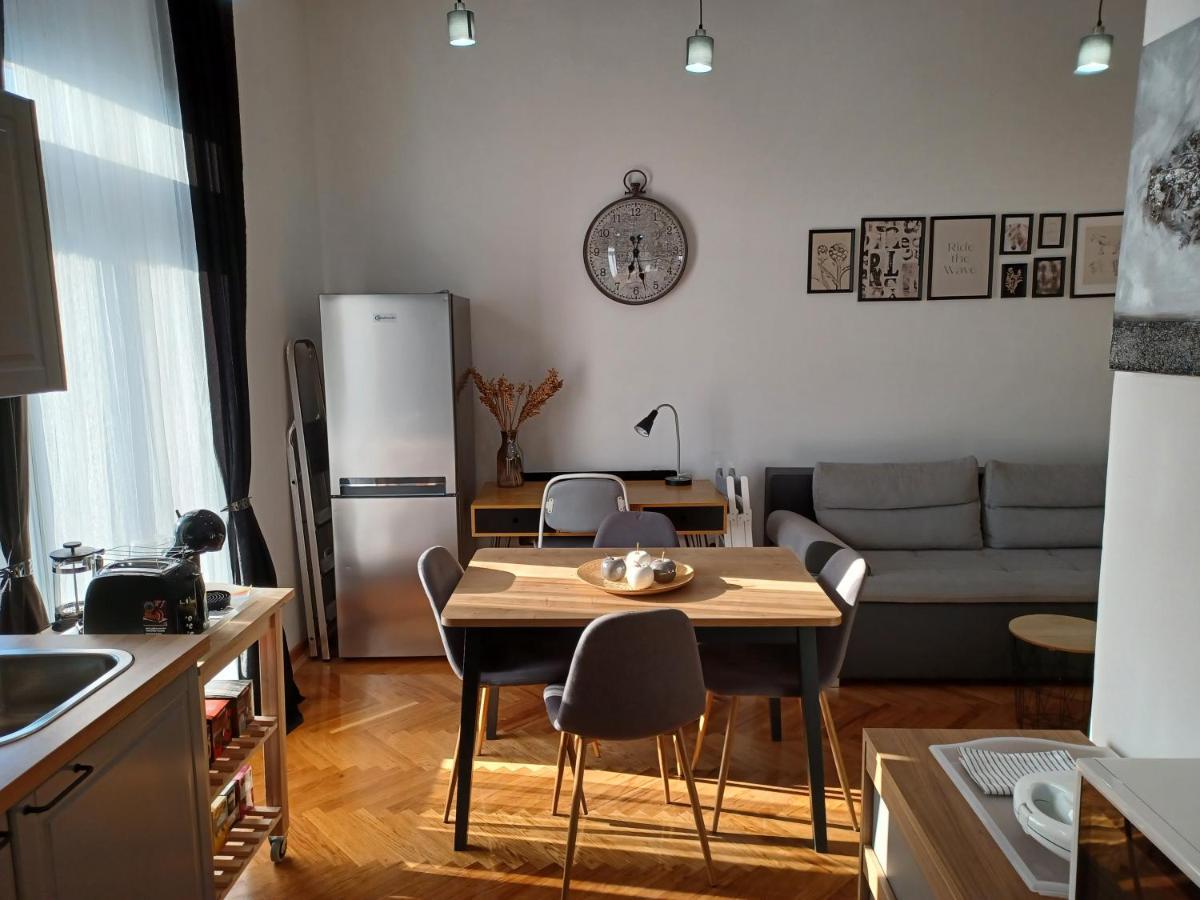 Apartment Hesperia Загреб Екстер'єр фото
